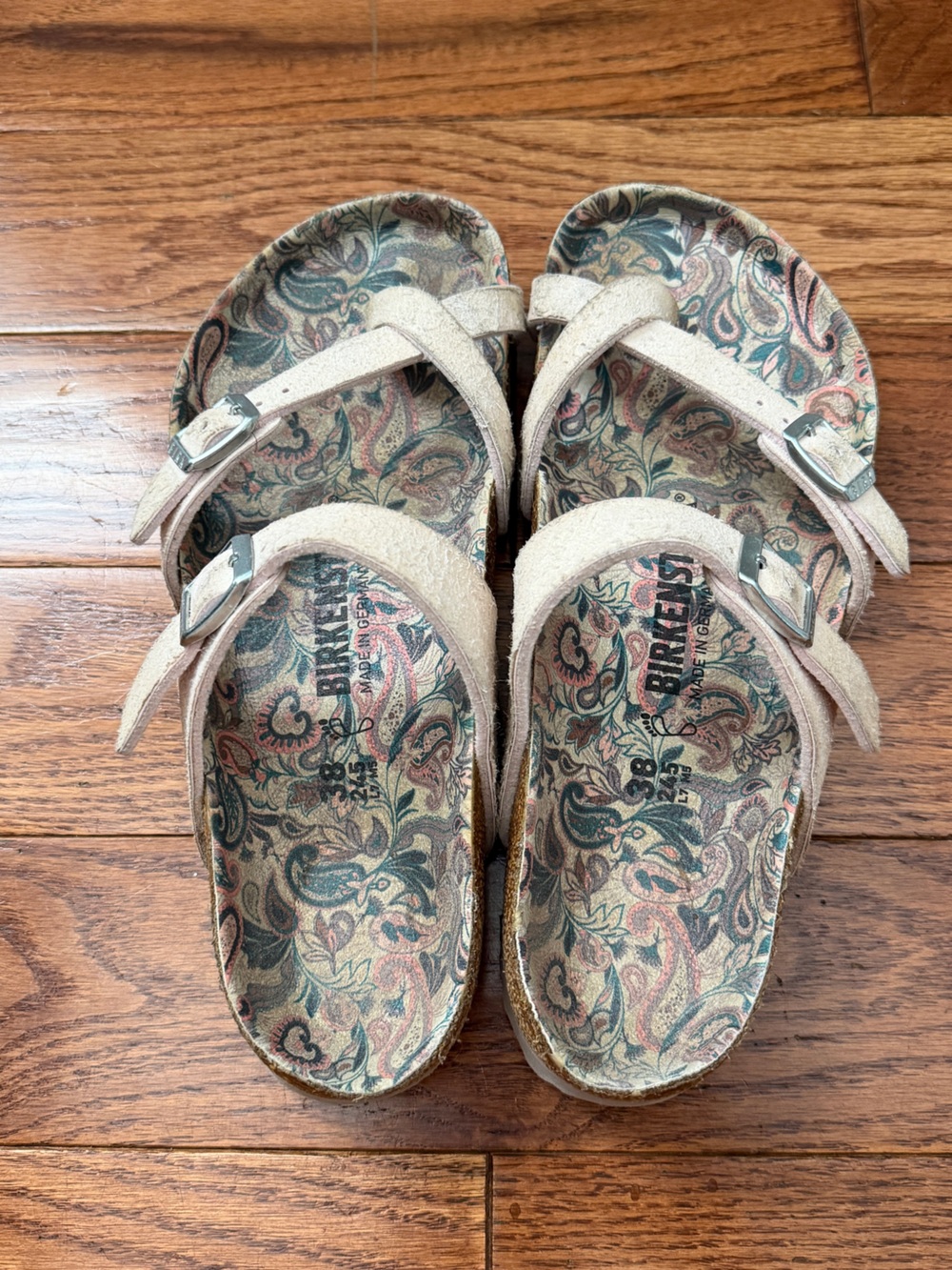 Birkenstock Women's Mayari Synthetics Sandal Sz 38/ 7